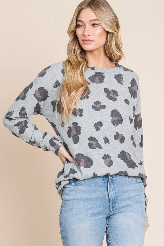 BOMBOM Leopard Drop Shoulder T-Shirt Zippered Buttoned Snapped