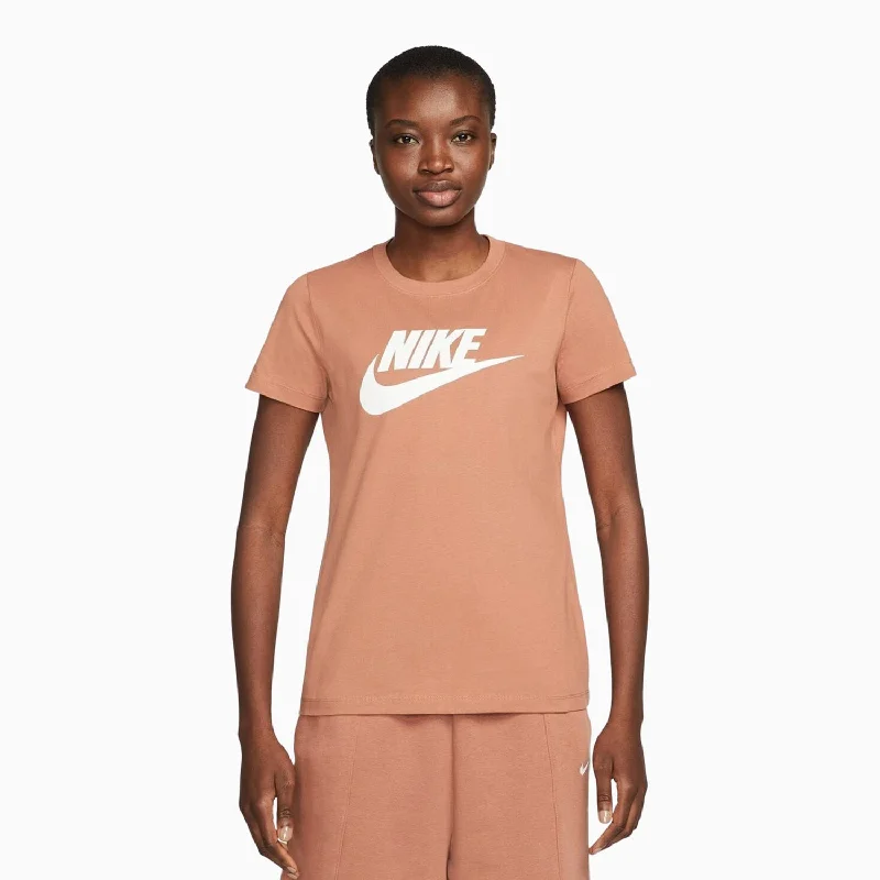 Women's Nike Sportswear Essential T Shirt Machine Wash Dry Clean Hand Wash