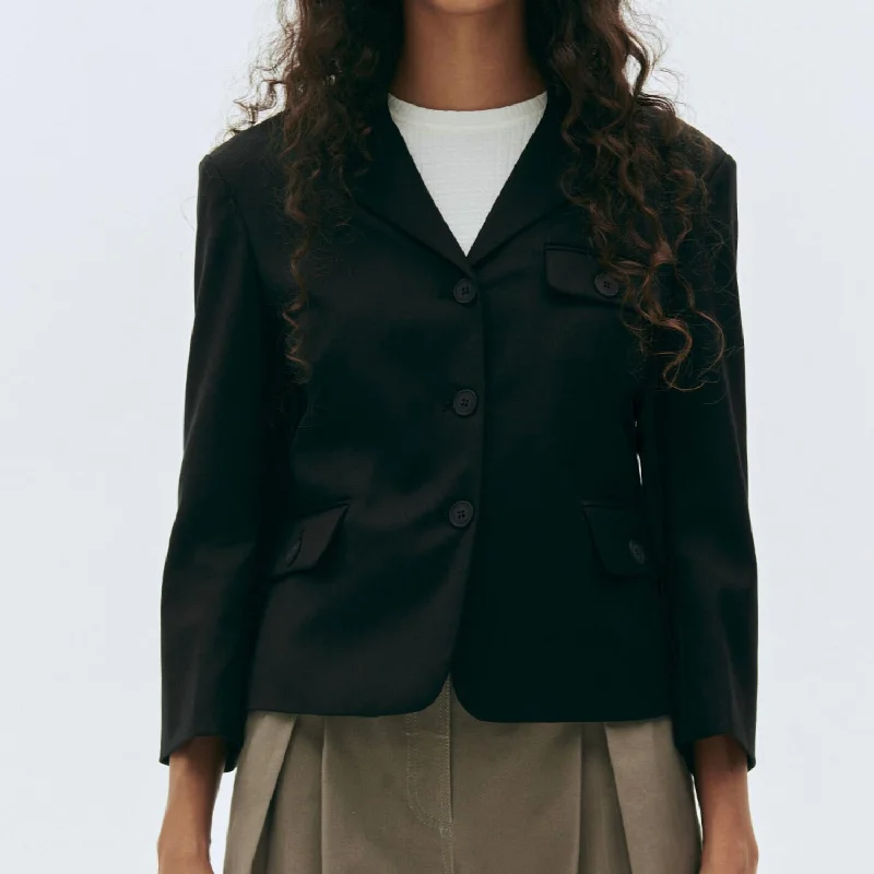 Pluto Fitted Blazer In Black Women's Trendy Jacket