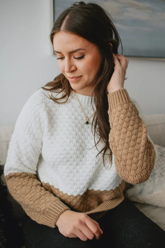 The Lindsy Two-Tone Pullover Short Puff Sleeve